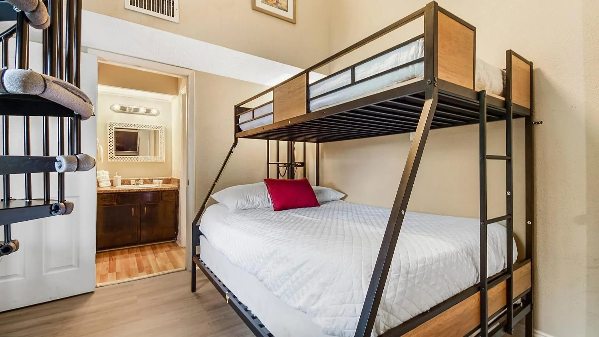 Beachlife Unit Abc Getaway Sleeps 34 Panama City Beach Tatil Evi