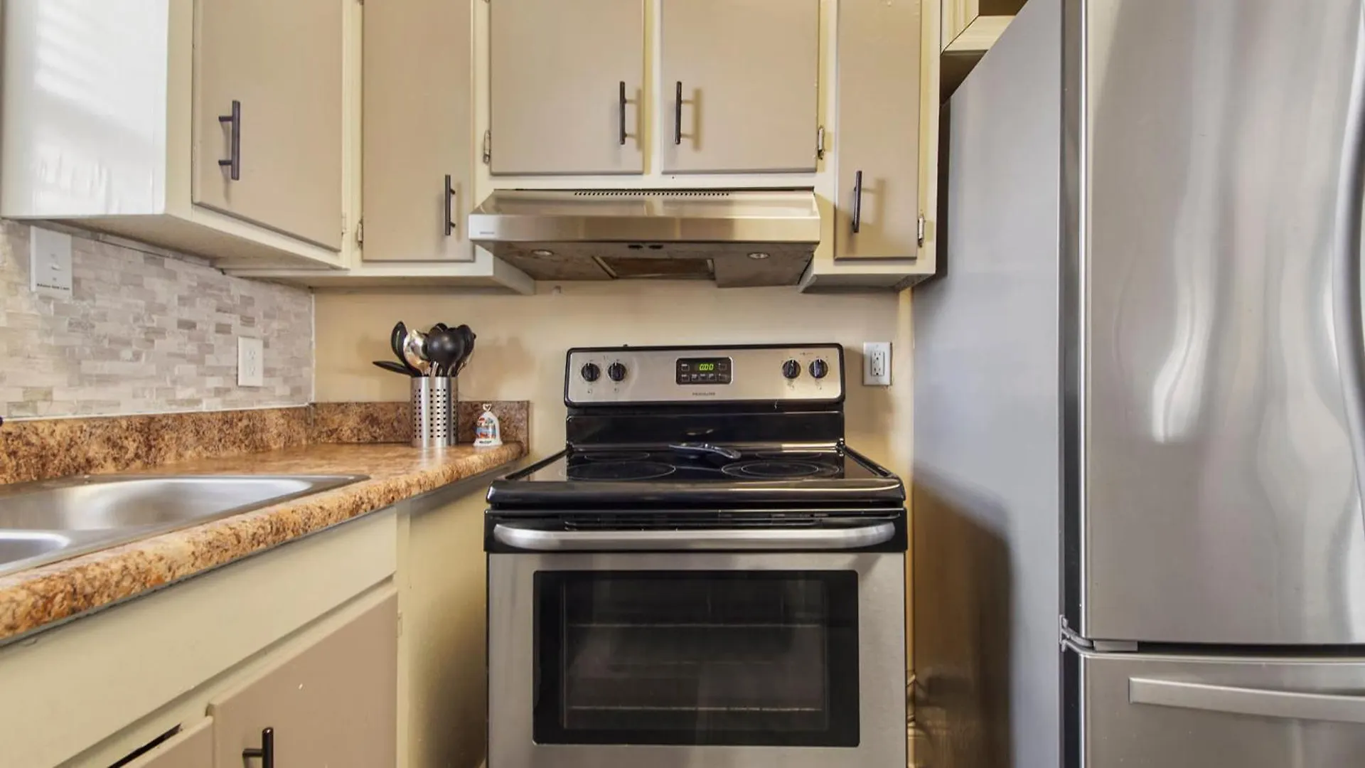 Beachlife Unit Abc Getaway Sleeps 34 Panama City Beach 0*,  États-Unis
