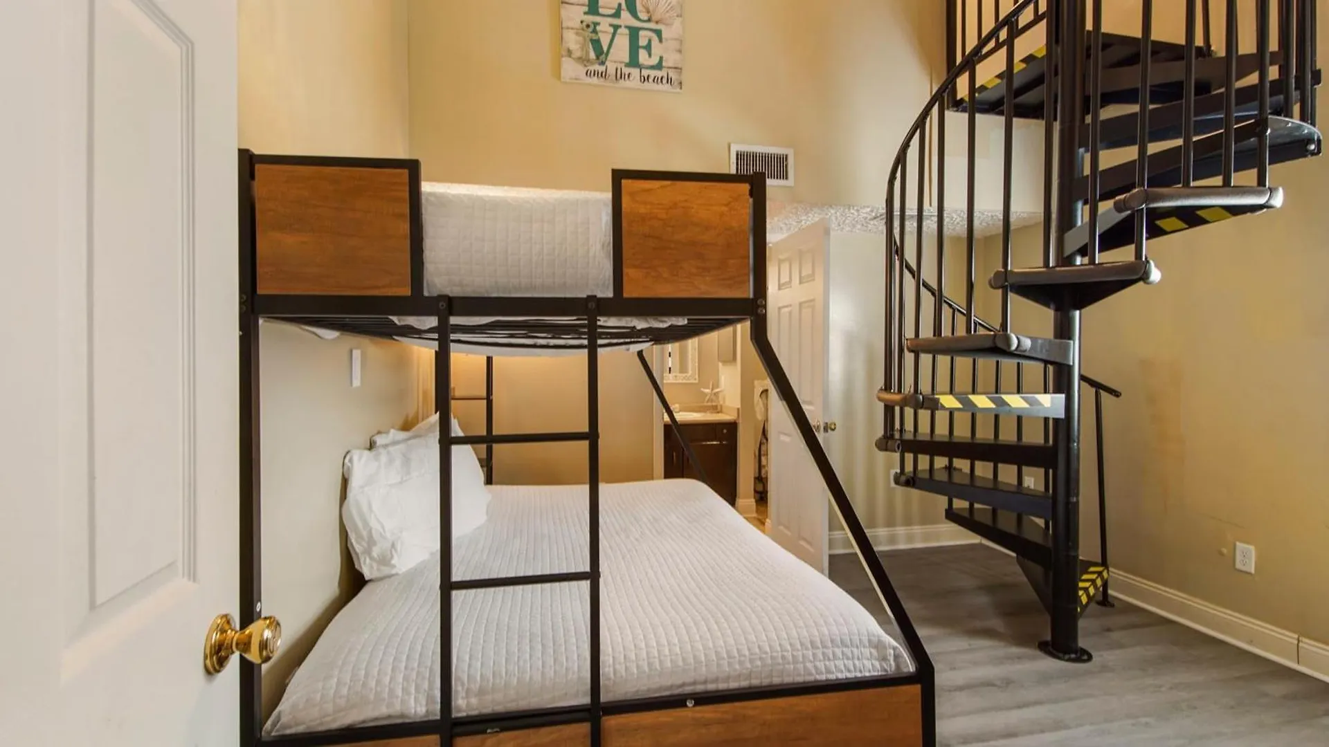 Beachlife Unit Abc Getaway Sleeps 34 Panama City Beach Hébergement de vacances