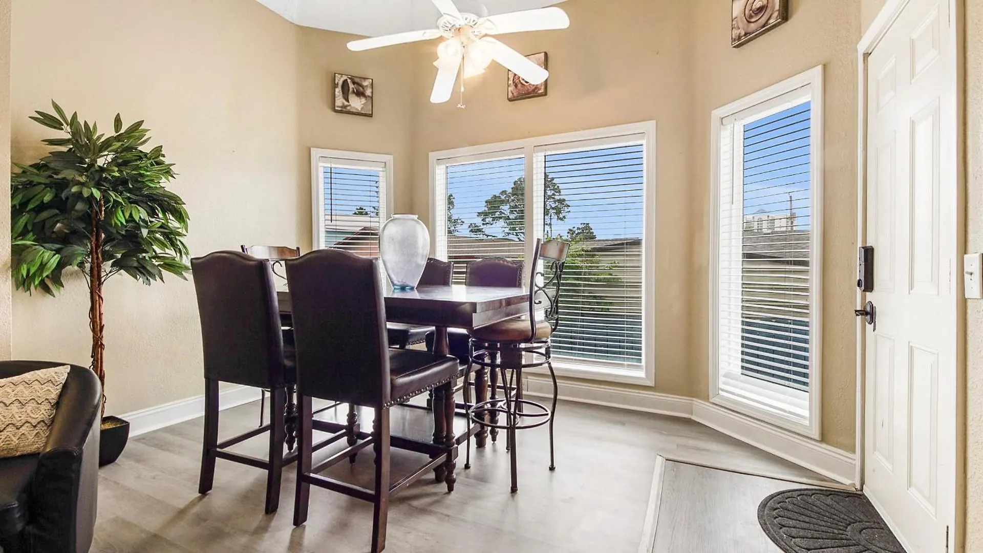Beachlife Unit Abc Getaway Sleeps 34 Panama City Beach Hébergement de vacances